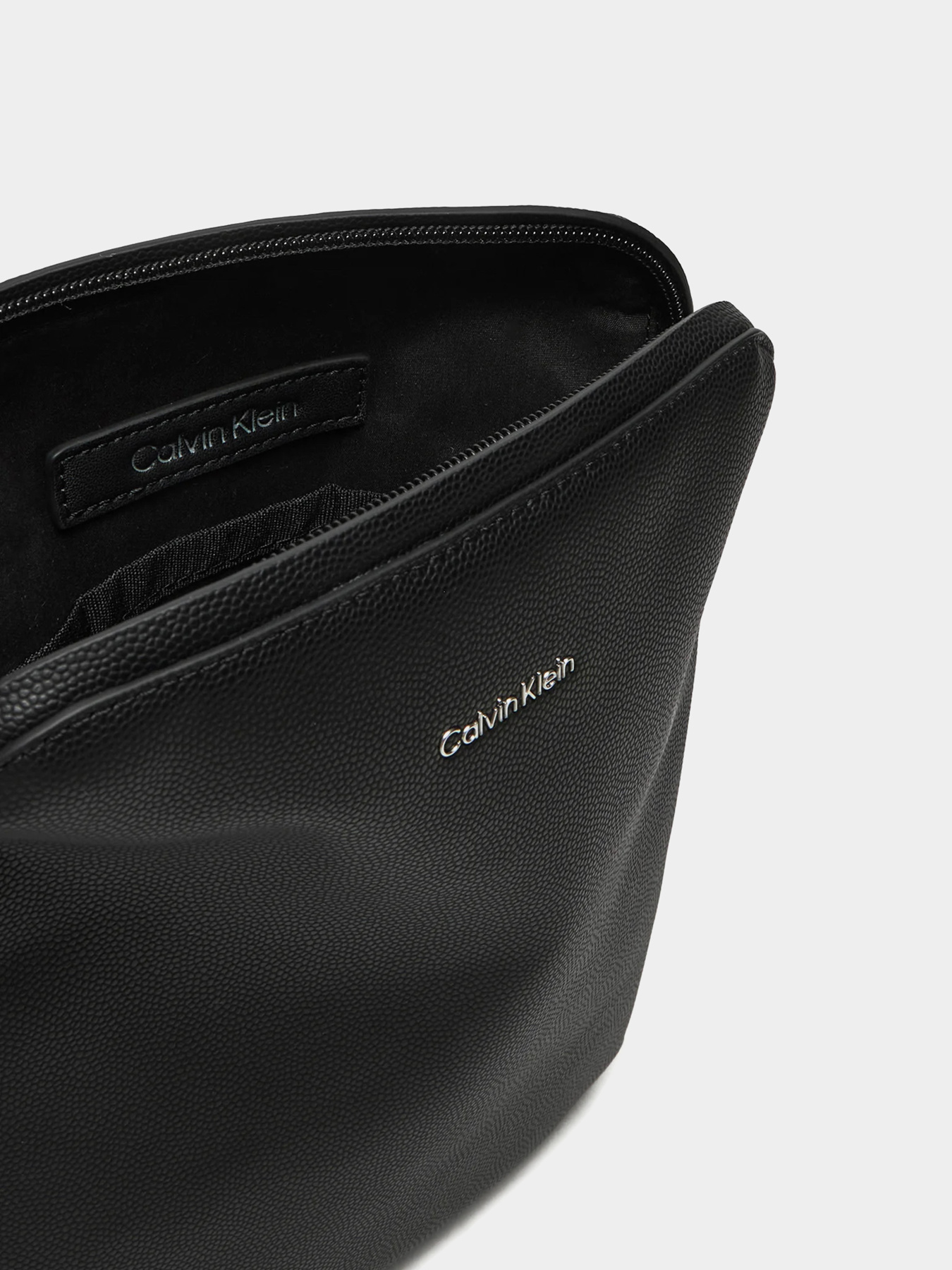 Сумки Calvin Klein модель K50K512767-BEH Сумки Calvin Klein модель K50K512767-BEH Фото