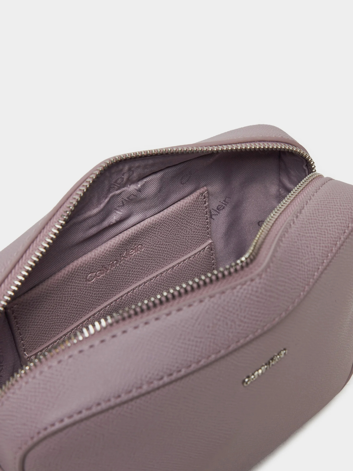 Сумки Calvin Klein модель K60K613084-VHE Фото