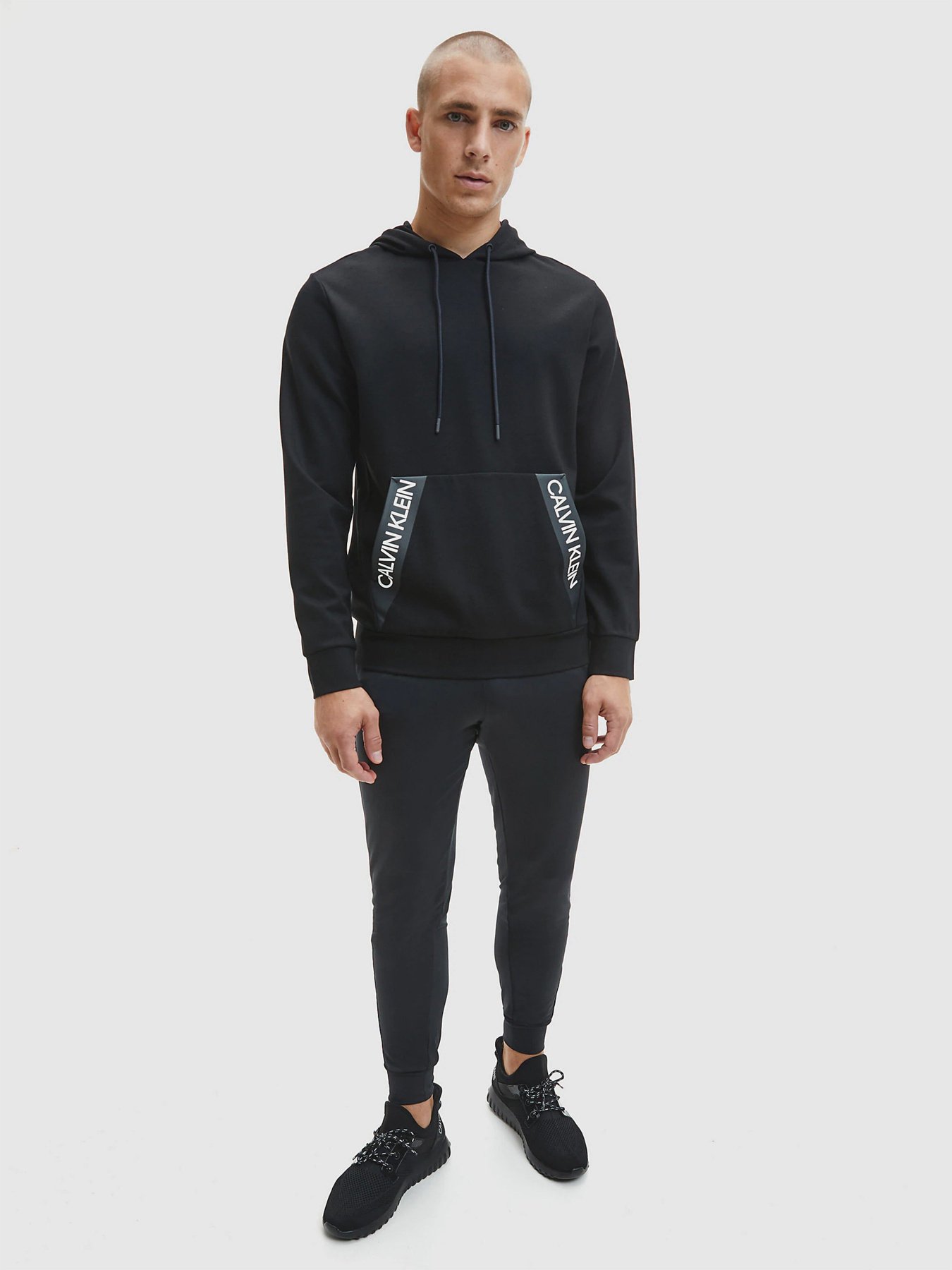 Худі та світшоти Calvin Klein CK Performance модель 00GMF0W310-007 Худі та світшоти Calvin Klein CK Performance модель 00GMF0W310-007 Фото