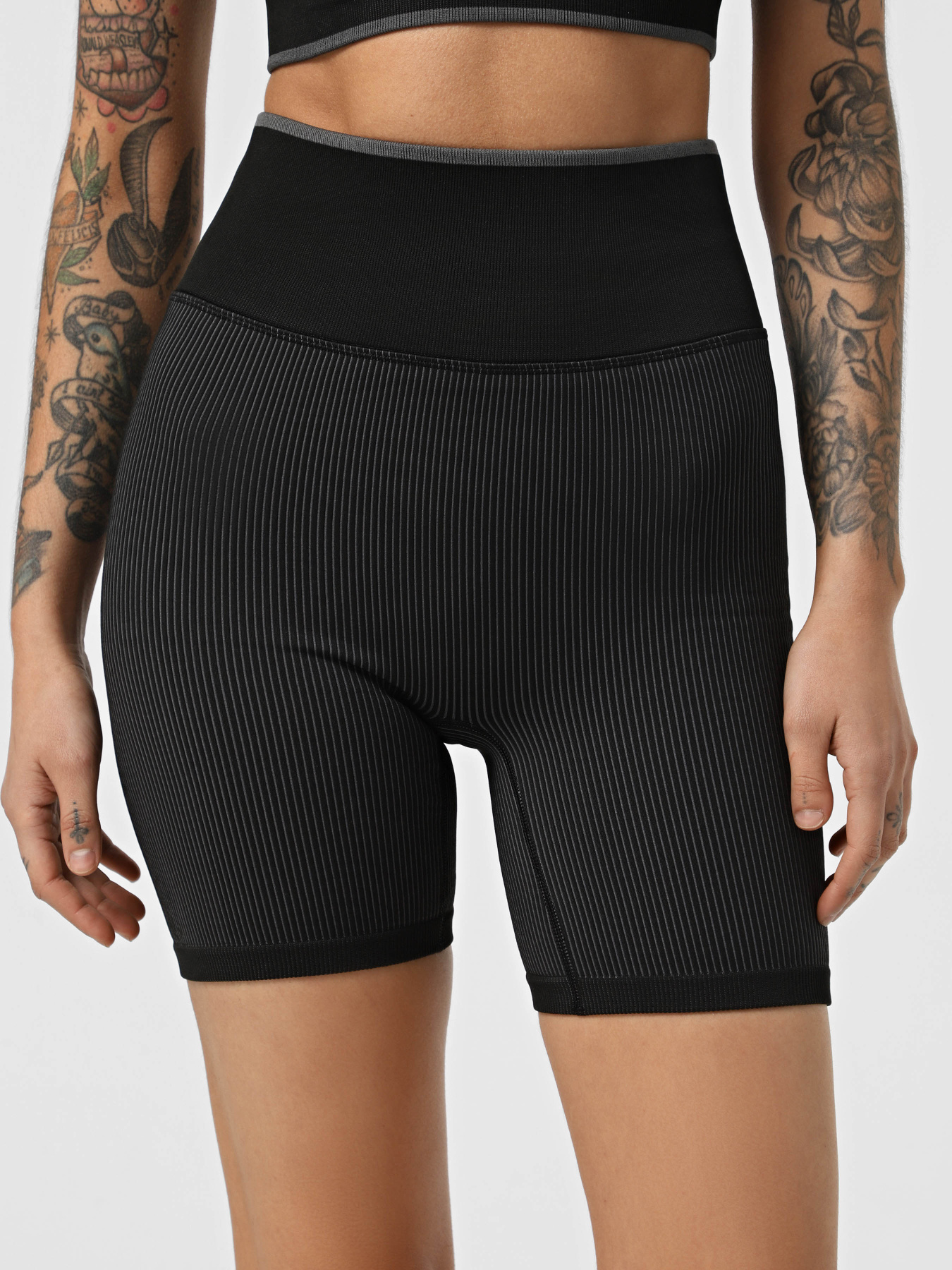Шорты Calvin Klein модель 00GWS4L735-UB1 Фото