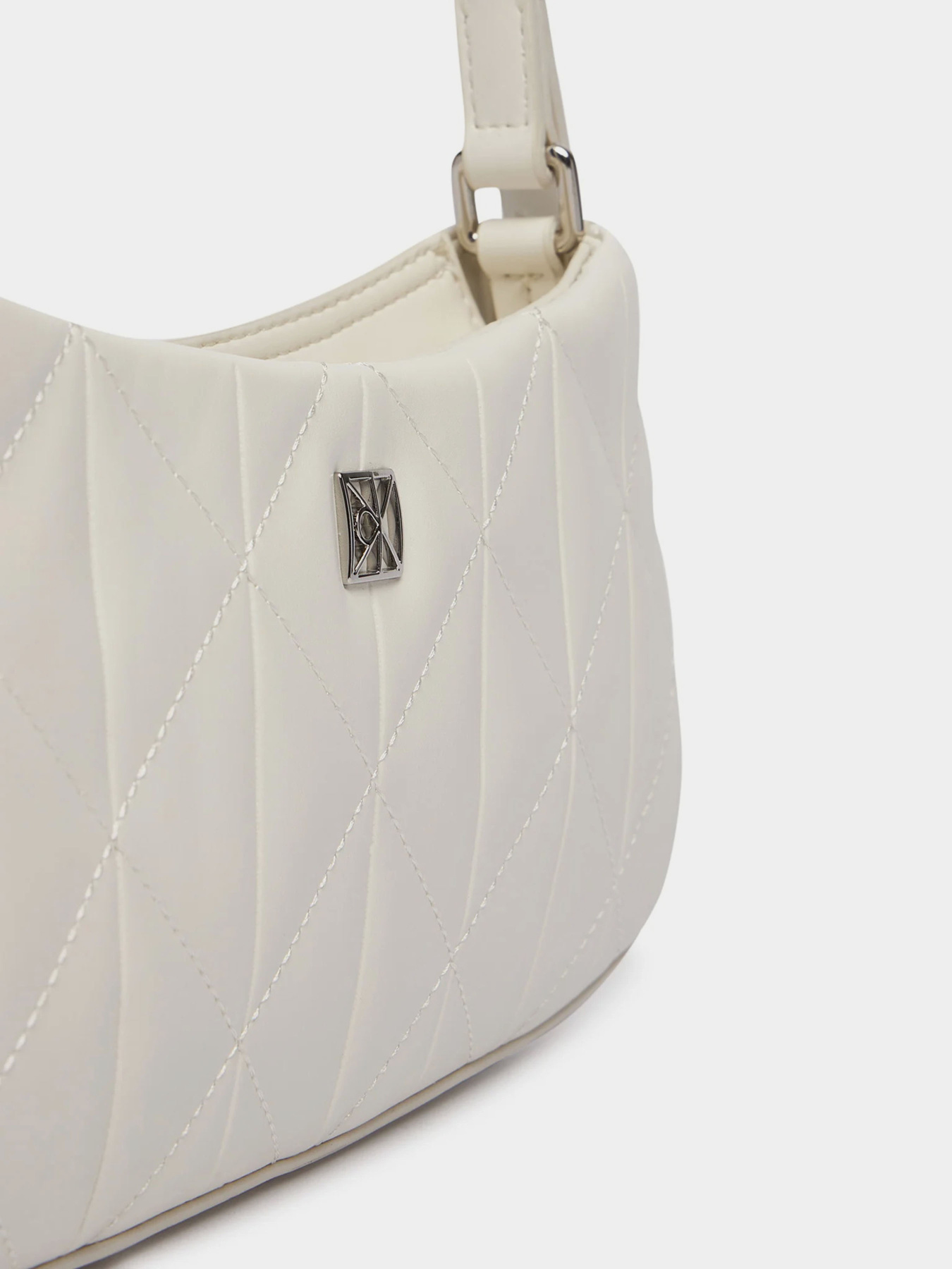 Сумки Calvin Klein QUILTED SM SHOULDER BAG модель LV04F3327G-FUP Фото