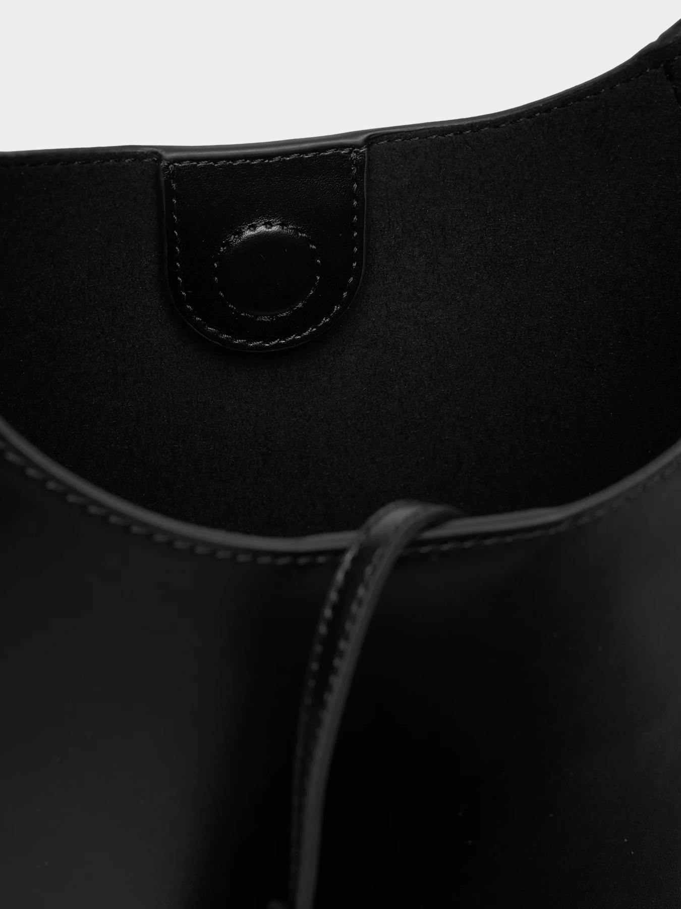 Сумки Calvin Klein HARDWARE ADJ STRAP MEDIUM BAG модель LV04F3402G-2XL Фото