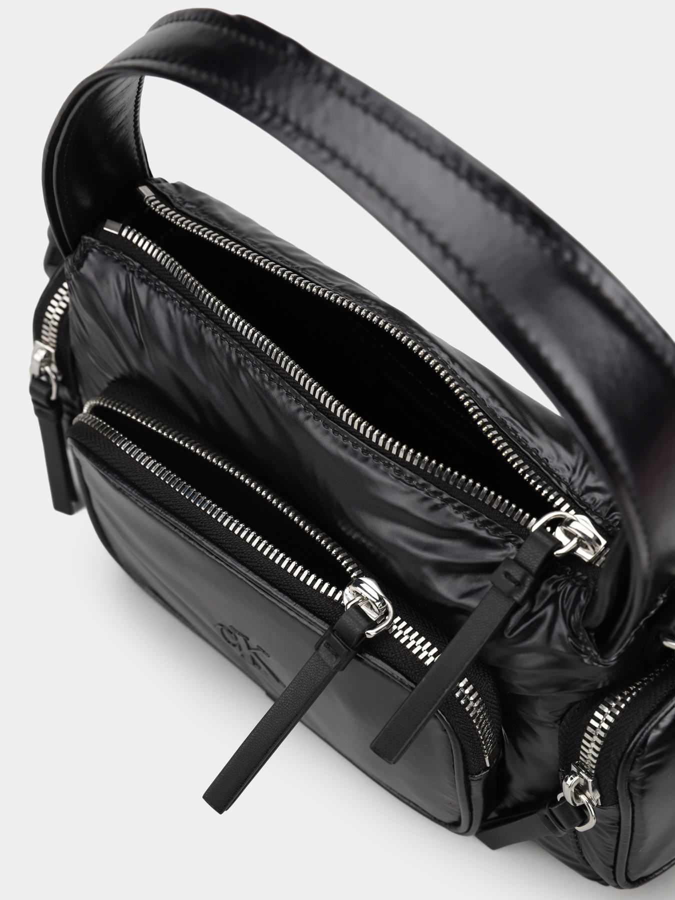 Сумки Calvin Klein POCKET SHINY NYLON SMALL BAG модель LV04F3405G-UB1 Фото