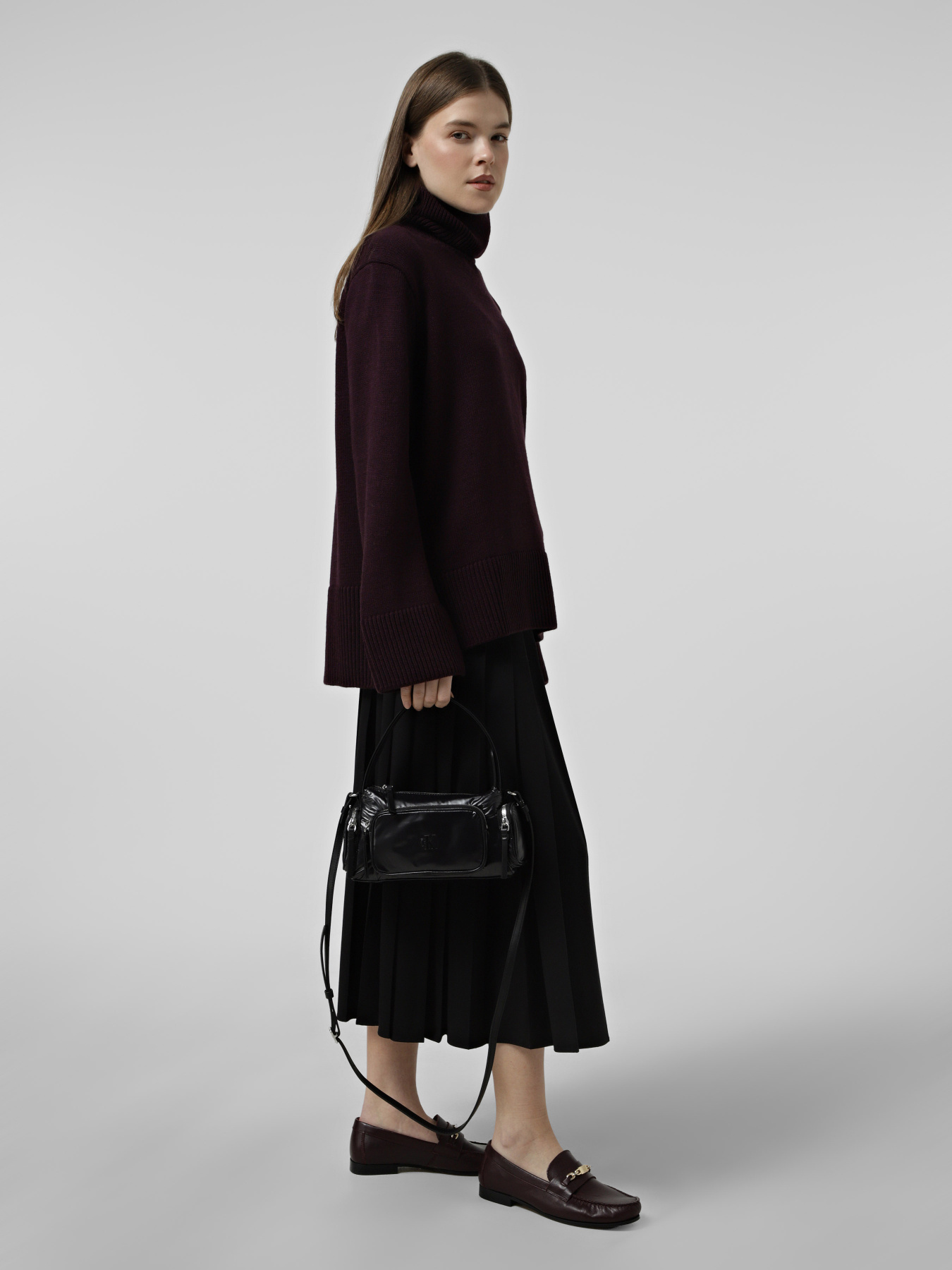 Сумки Calvin Klein POCKET SHINY NYLON SMALL BAG модель LV04F3405G-UB1 Фото