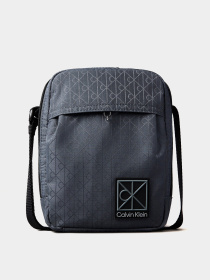 Сумки Calvin Klein UTILITY EMBLEM REPORTER модель LV04D3303G-CKP Фото
