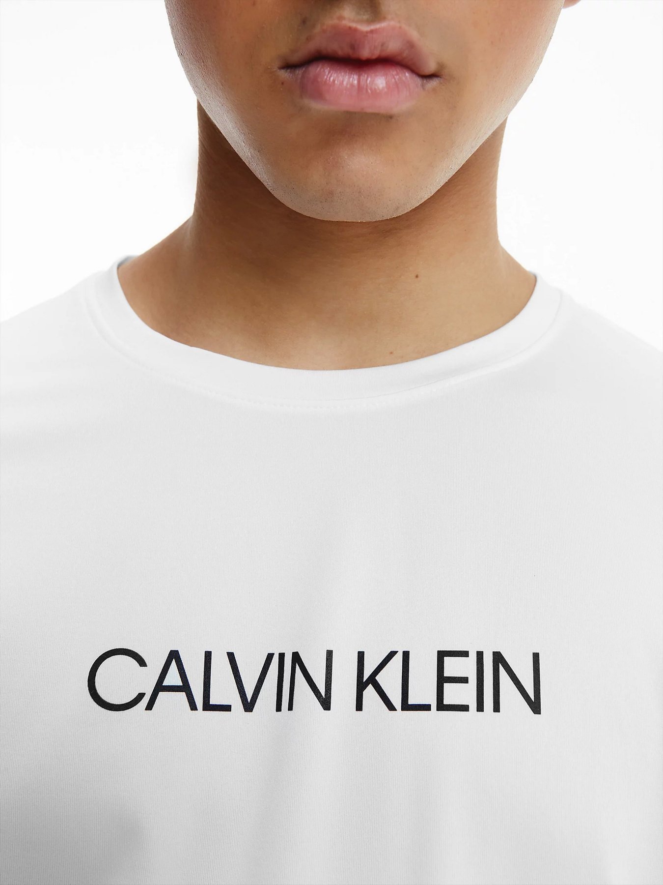 Футболки і поло Calvin Klein модель 00GMS1K265-100 Футболки і поло Calvin Klein модель 00GMS1K265-100 Фото
