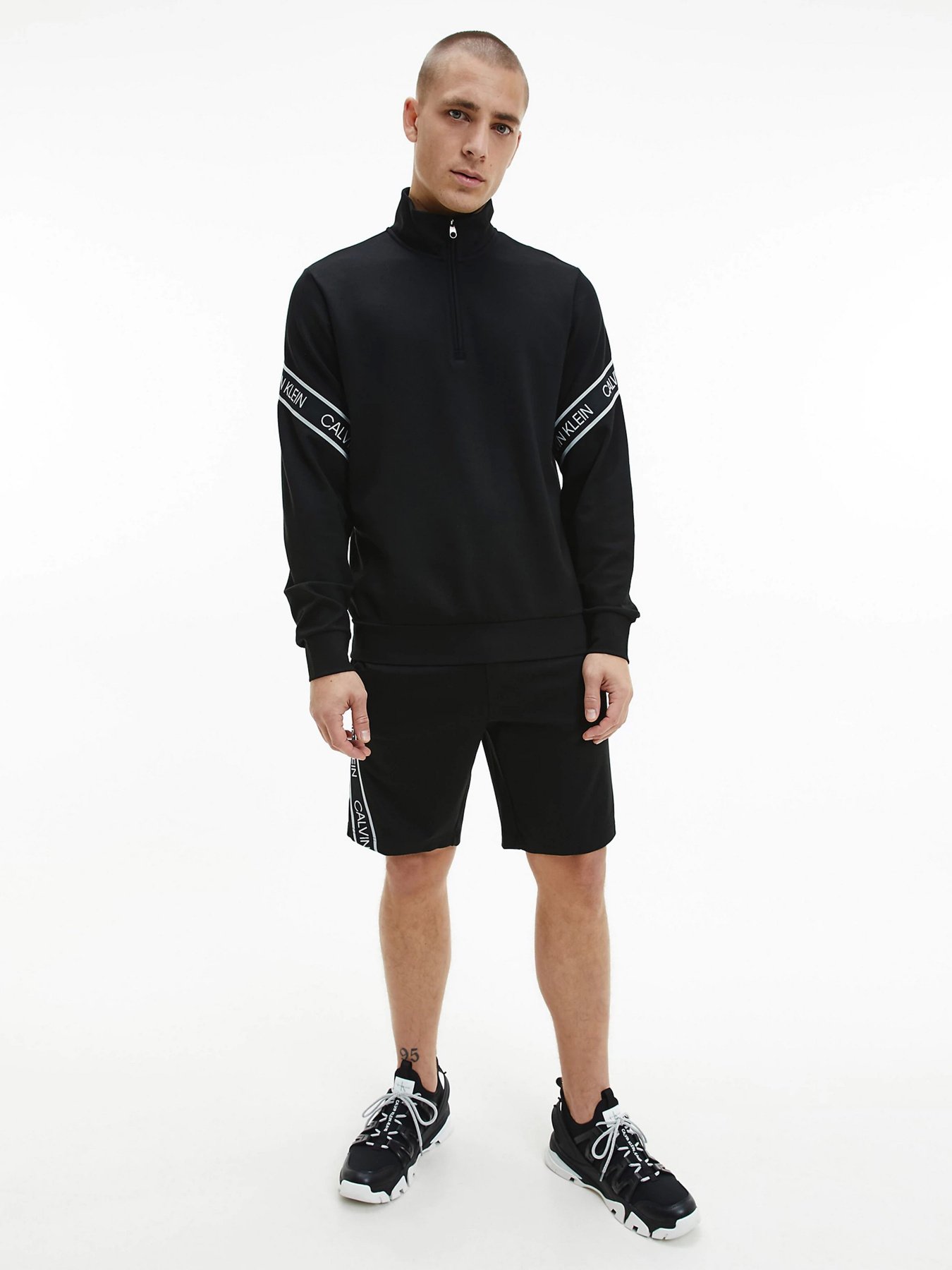 Свитры и кардиганы Calvin Klein модель 00GMS1W332-007 Свитры и кардиганы Calvin Klein модель 00GMS1W332-007 Фото