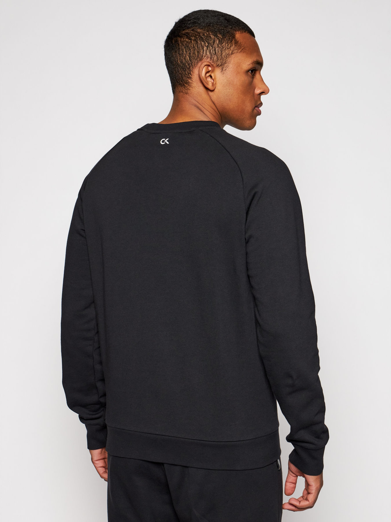 Худи и свитшоты Calvin Klein модель 00GMS1W360-007 Худи и свитшоты Calvin Klein модель 00GMS1W360-007 Фото