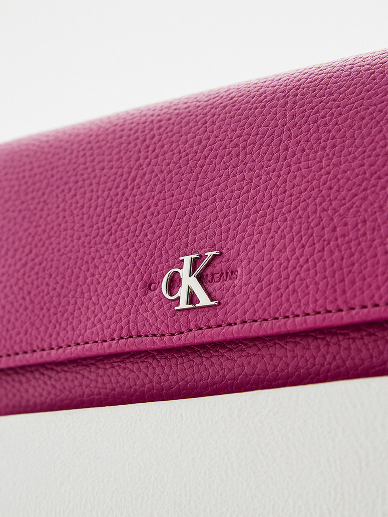 Гаманці Calvin Klein модель K60K608012_VIB0 Гаманці Calvin Klein модель K60K608012_VIB0 Фото