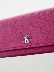 Гаманці Calvin Klein модель K60K608012_VIB0 Фото