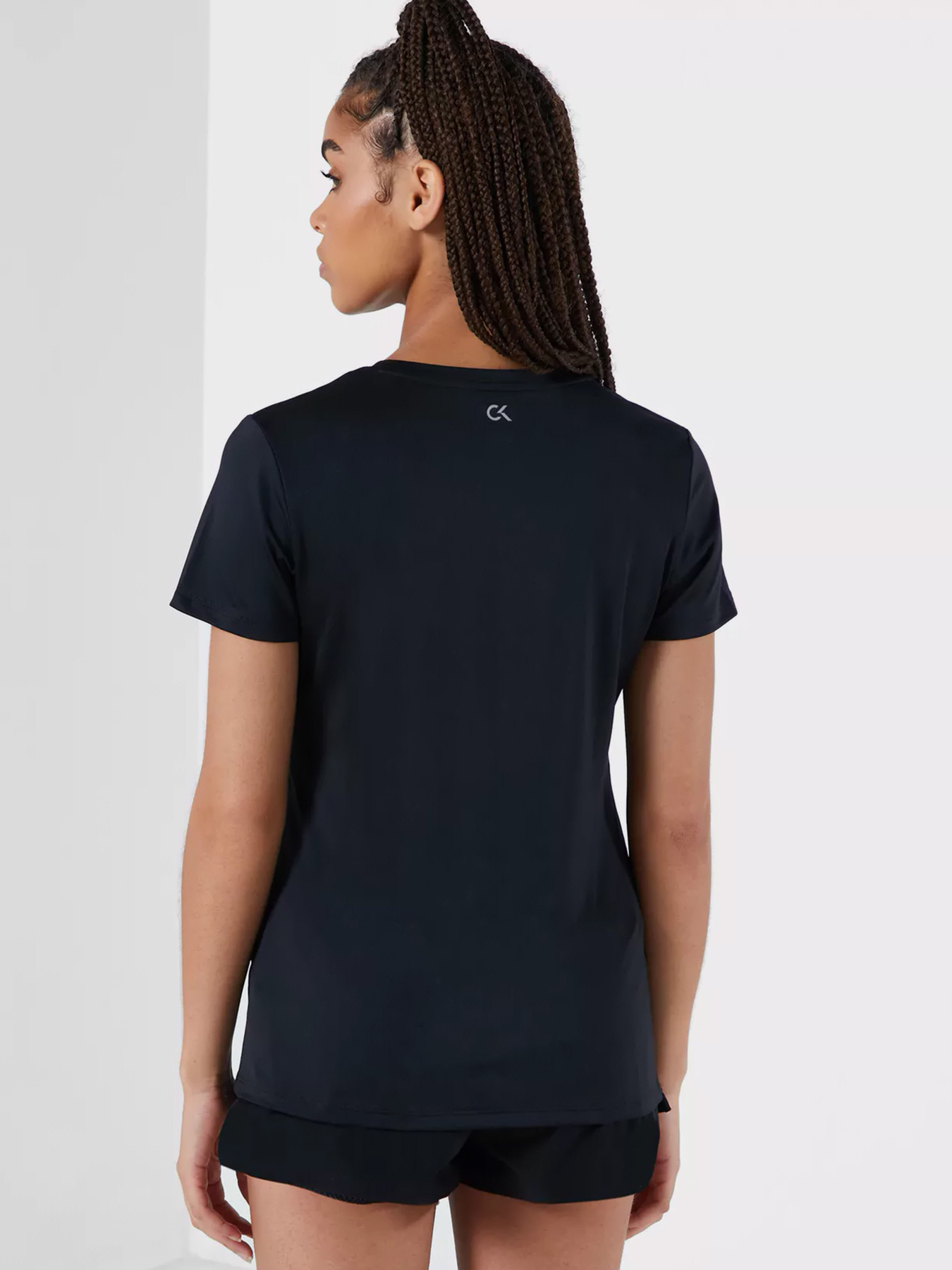 Футболки и поло Calvin Klein модель 00GWF0K168-007 Футболки и поло Calvin Klein модель 00GWF0K168-007 Фото