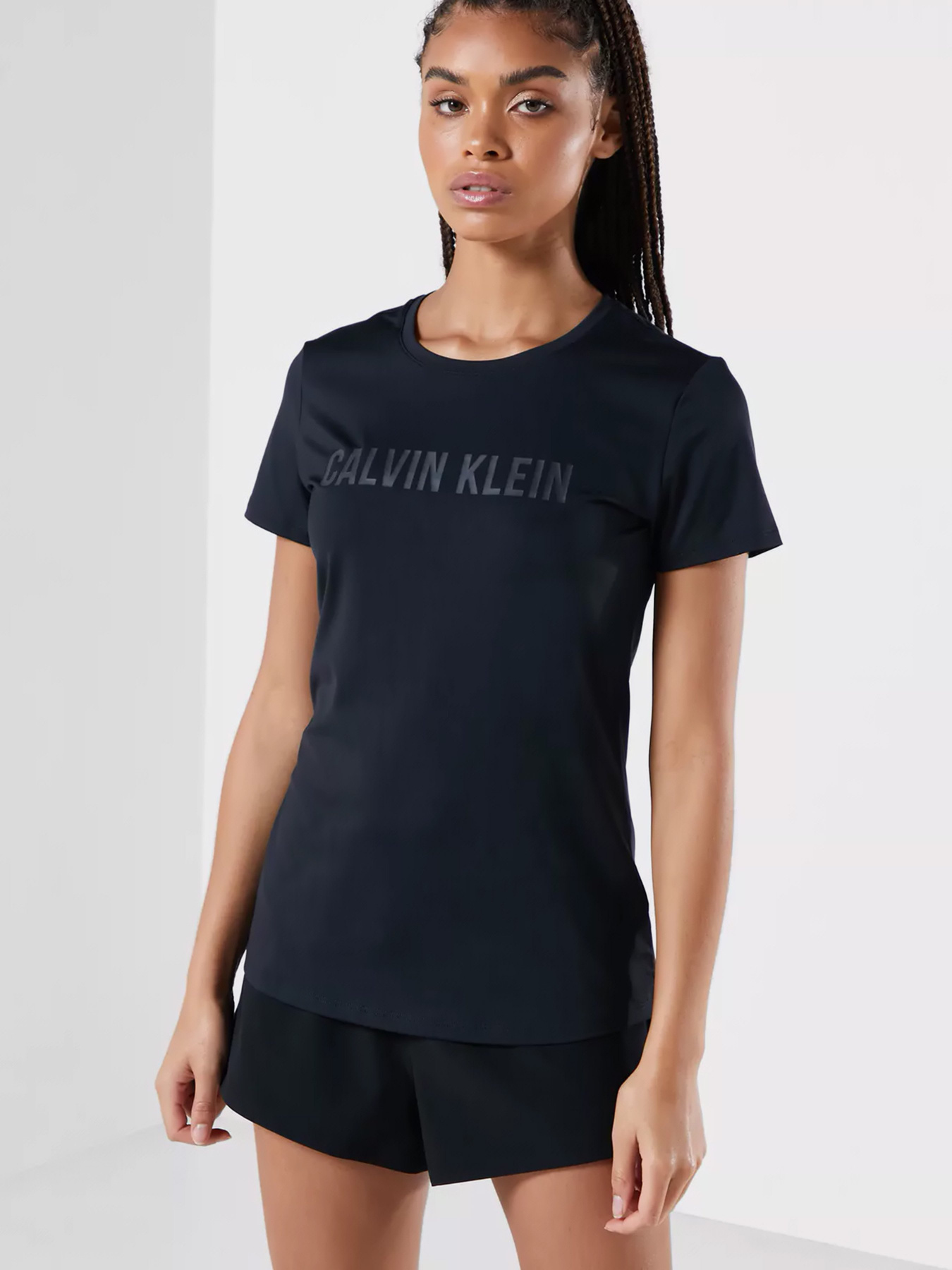 Футболки и поло Calvin Klein модель 00GWF0K168-007 Футболки и поло Calvin Klein модель 00GWF0K168-007 Фото