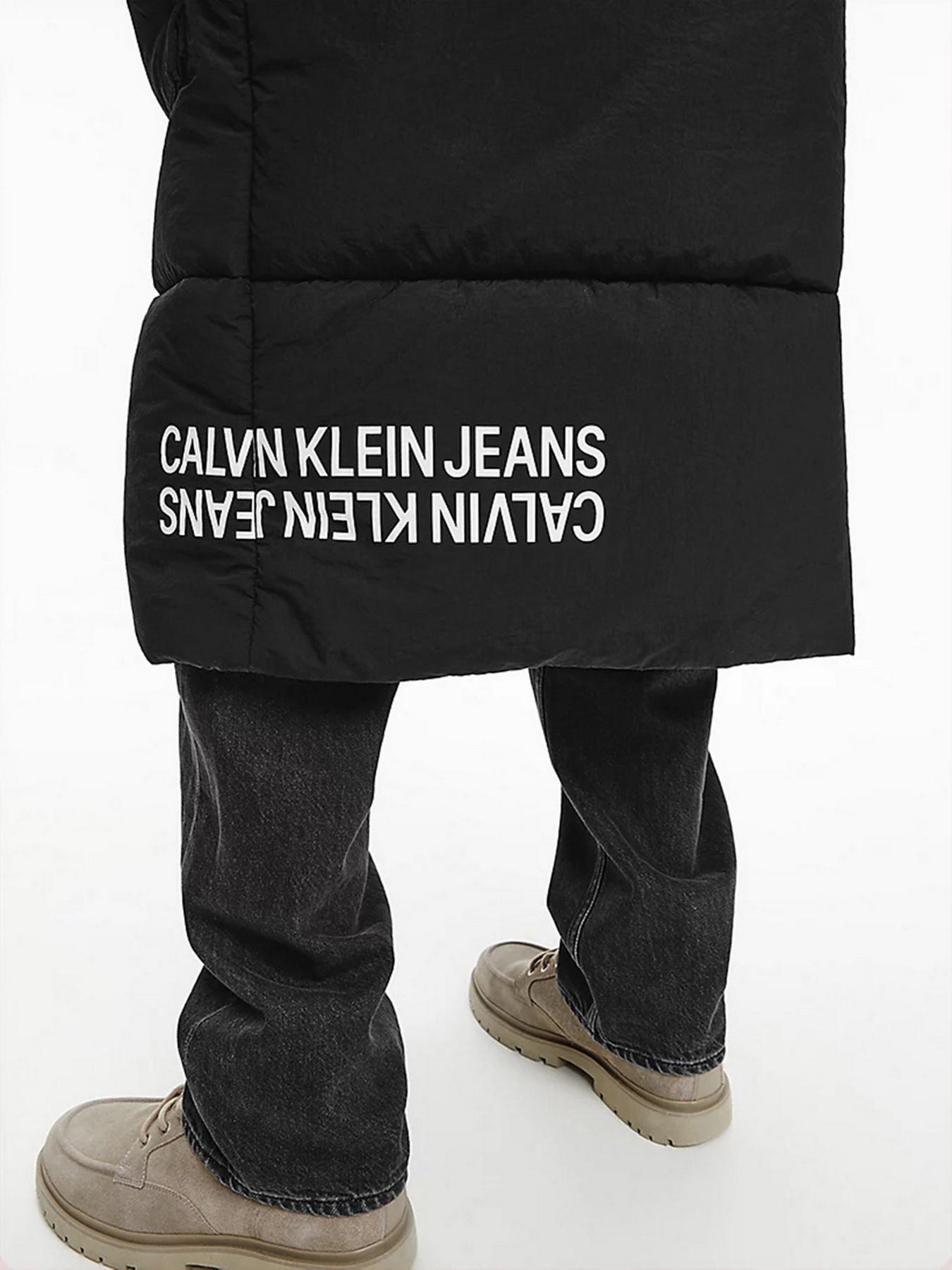 Куртки та дублянки Calvin Klein Sustainable Crinkle модель J30J318656_BEH Куртки та дублянки Calvin Klein Sustainable Crinkle модель J30J318656_BEH Фото