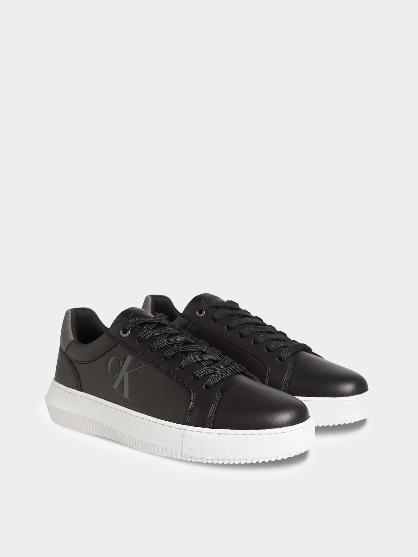 Кроссовки Calvin Klein Chunky Cupsole Laceup Low модель YM0YM00536-00T Кроссовки Calvin Klein Chunky Cupsole Laceup Low модель YM0YM00536-00T Фото