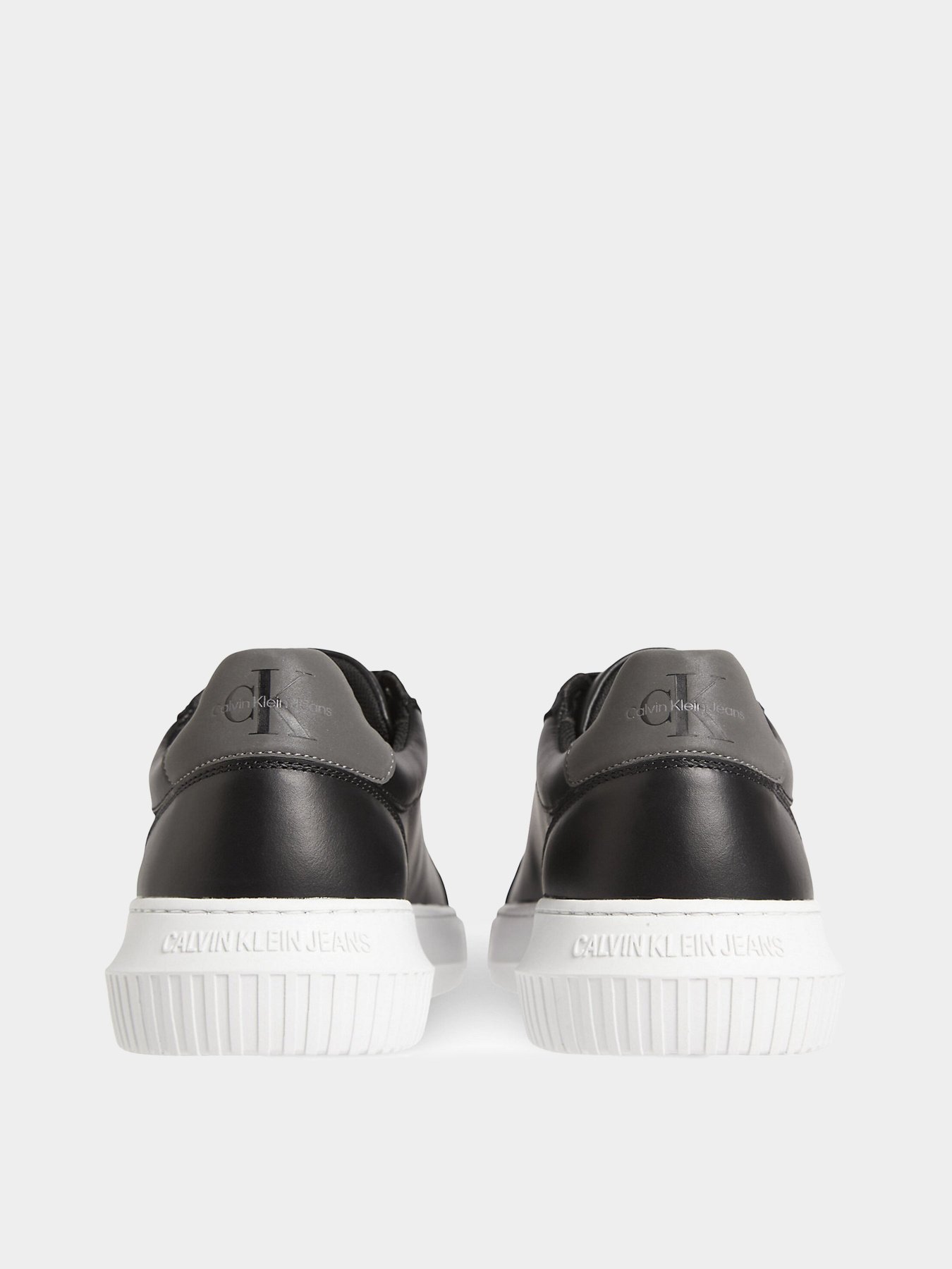 Кроссовки Calvin Klein Chunky Cupsole Laceup Low модель YM0YM00536-00T Кроссовки Calvin Klein Chunky Cupsole Laceup Low модель YM0YM00536-00T Фото