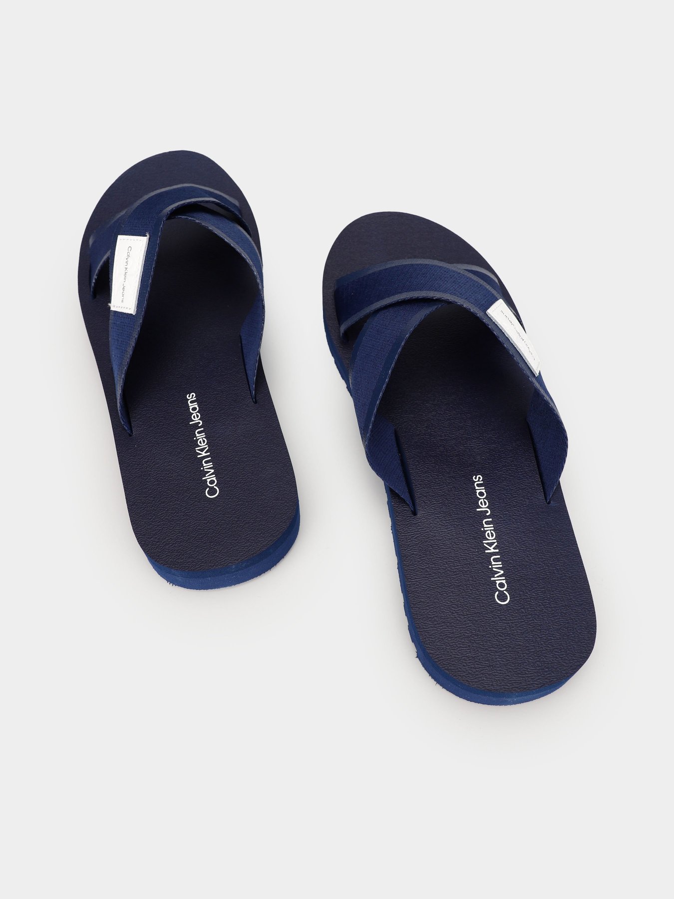 Шльопанці Calvin Klein Crisscros Badge модель YM0YM00641-C7I Фото