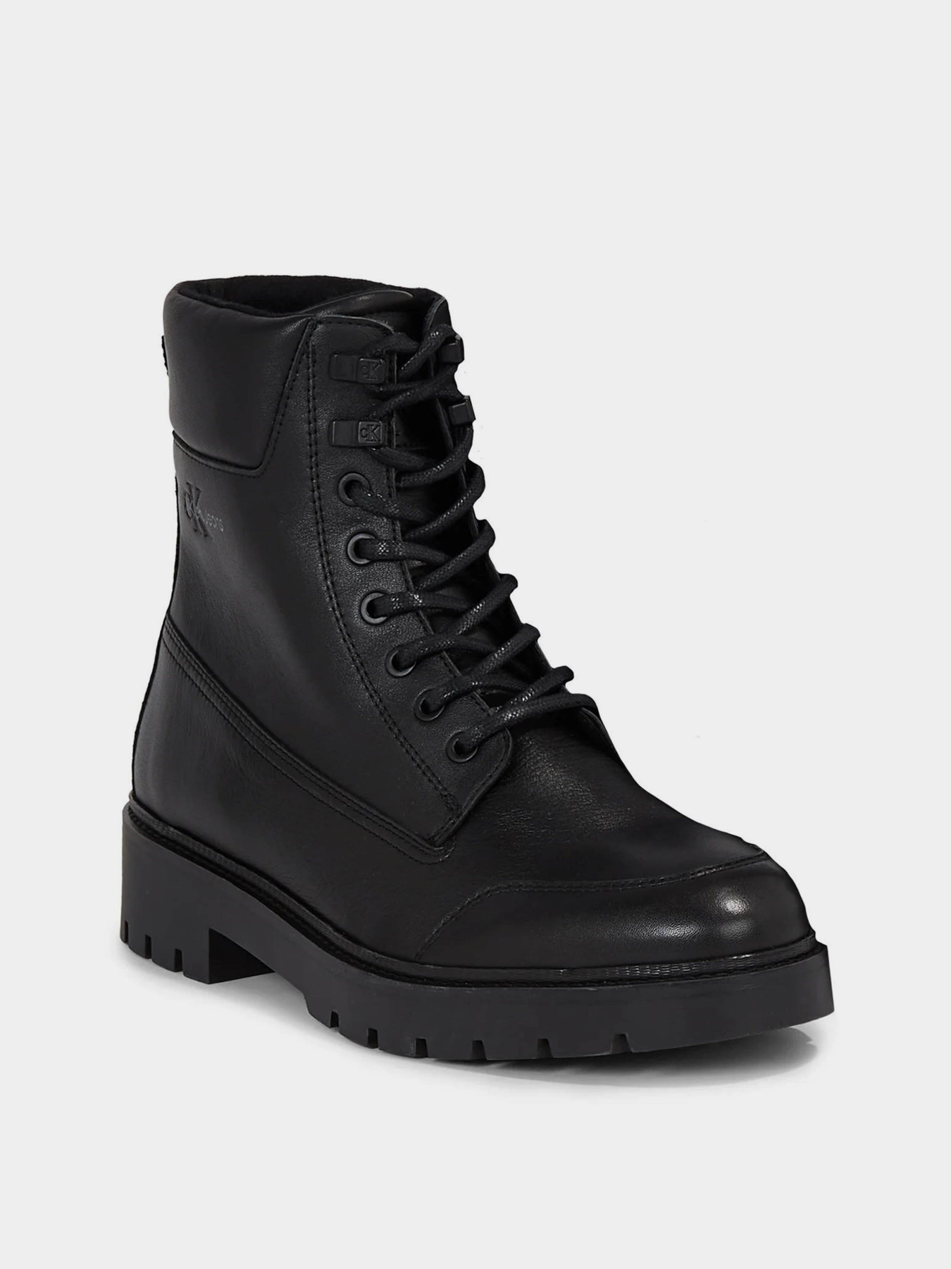Ботинки и сапоги Calvin Klein Combat Mid Laceup Wl Lth модель YM0YM00847-0GT Ботинки и сапоги Calvin Klein Combat Mid Laceup Wl Lth модель YM0YM00847-0GT Фото