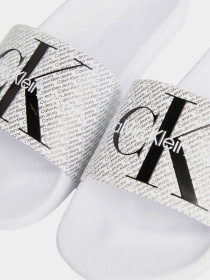 Шльопанці Calvin Klein Slide Aop модель YM0YM00955-01W Фото