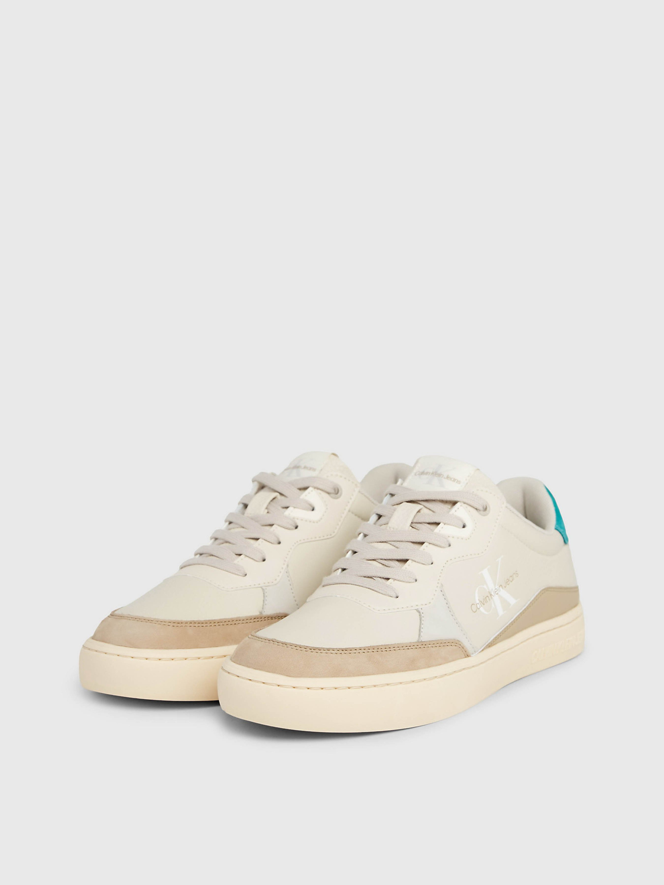 Кеди Calvin Klein Classic Cupsole Low Lth Ml модель YM0YM00885-02Y Фото