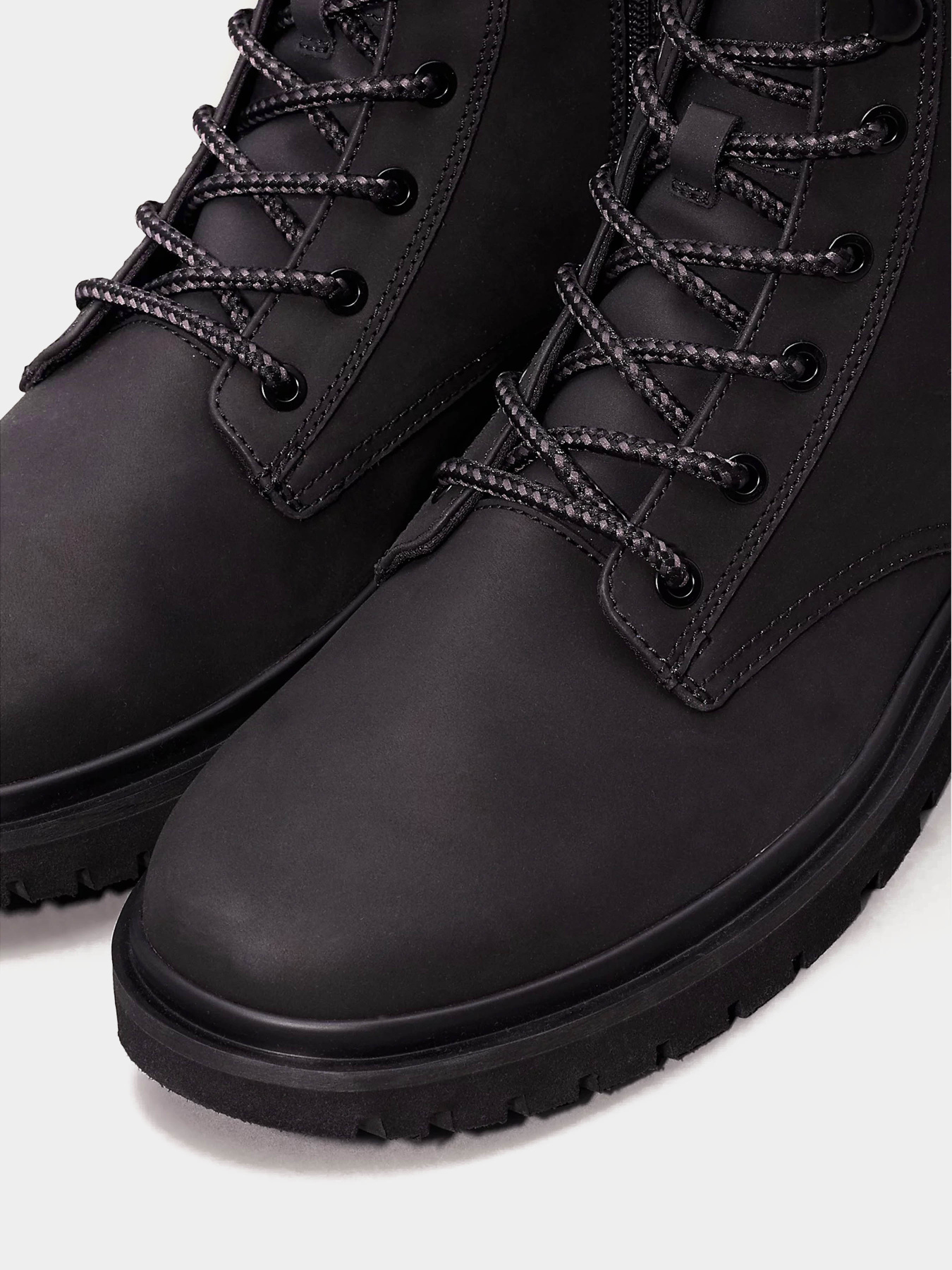 Черевики та чоботи Calvin Klein Eva Boot Mid Laceup Rebellious модель YM0YM01071-0GJ Фото
