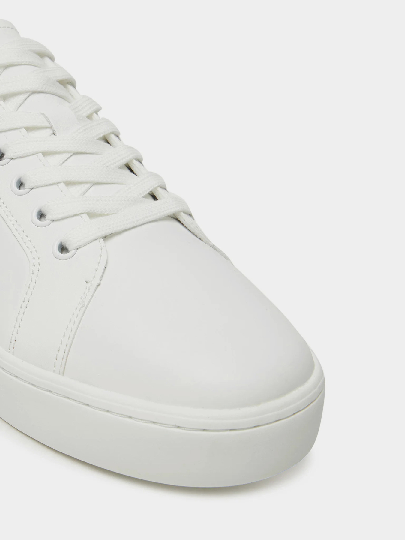Кеди Calvin Klein модель YM0YM01297-01W Кеди Calvin Klein модель YM0YM01297-01W Фото