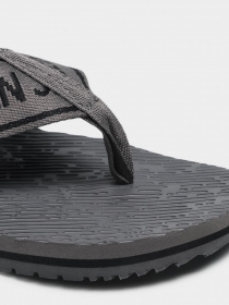 Шльопанці Calvin Klein модель YM0YM00059-PBK Фото