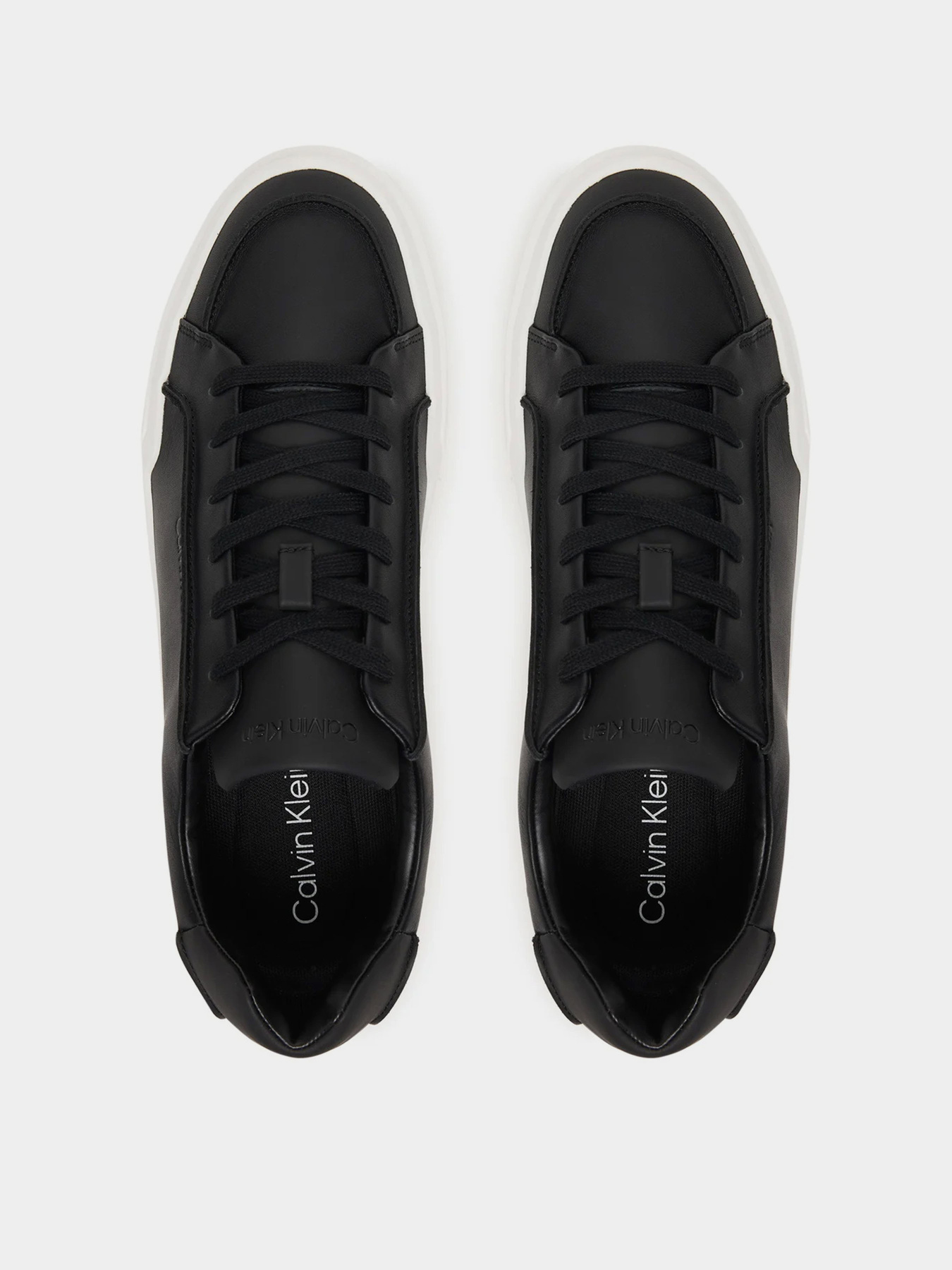 Кеди Calvin Klein CHUNKY CUPSOLE LACE UP LTH PIN модель YM0YM01454-0GM Фото