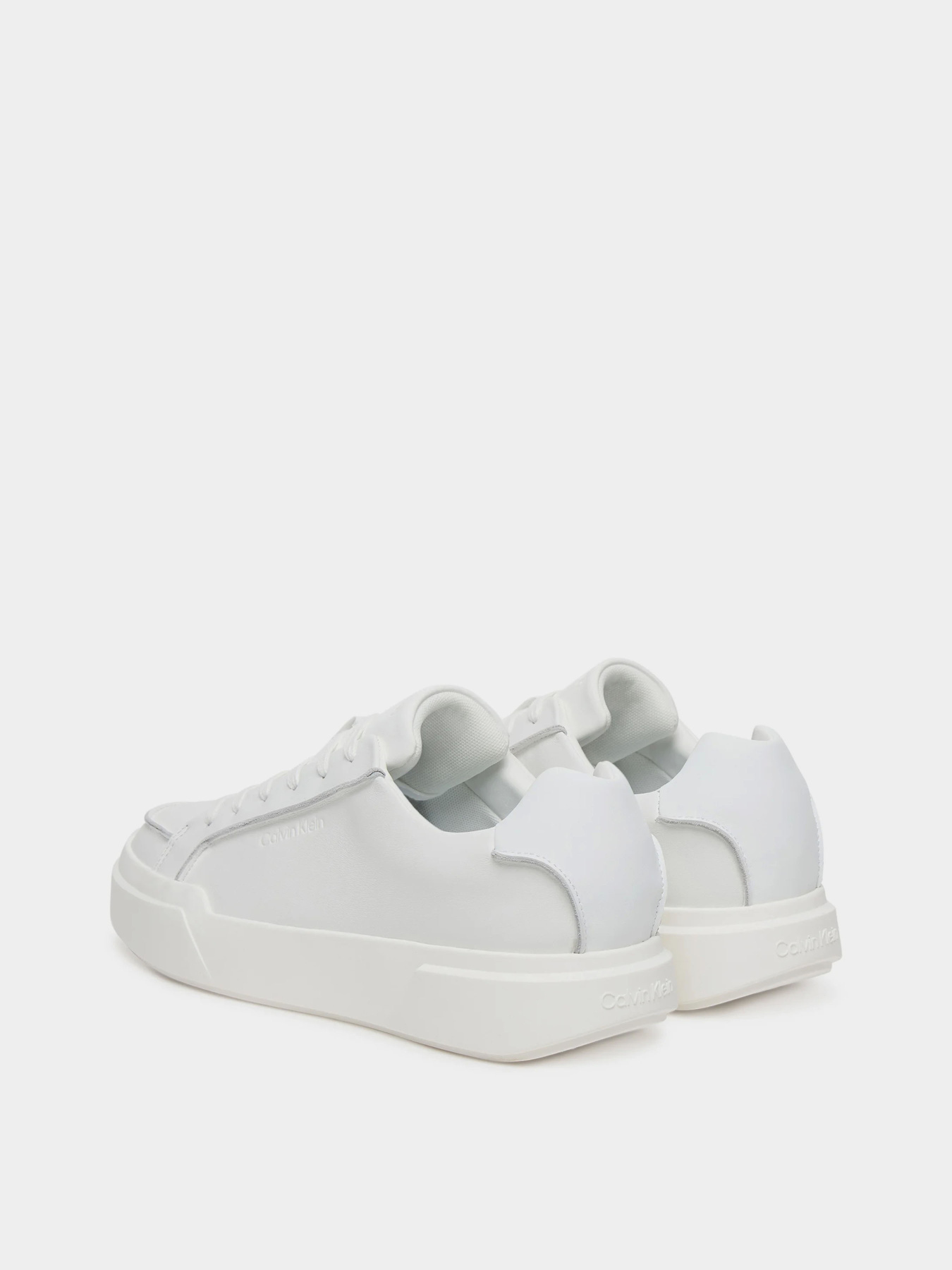 Кеды Calvin Klein CHUNKY CUPSOLE LACE UP LTH PIN модель YM0YM01454-0K4 Фото