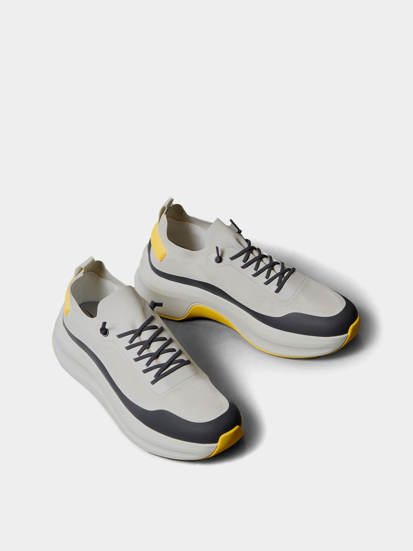 Кросівки Calvin Klein CHUNKY RUNNER LACE UP SOCK KNI модель YM0YM01457-0LJ Фото