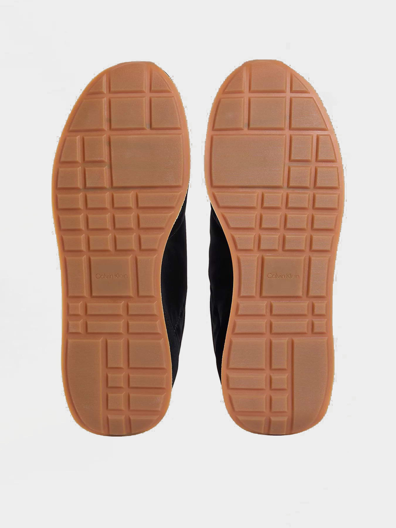 Кроссовки Calvin Klein RETRO RUNNER ESS MIX MAT модель YM0YM01361-0GW Кроссовки Calvin Klein RETRO RUNNER ESS MIX MAT модель YM0YM01361-0GW Фото