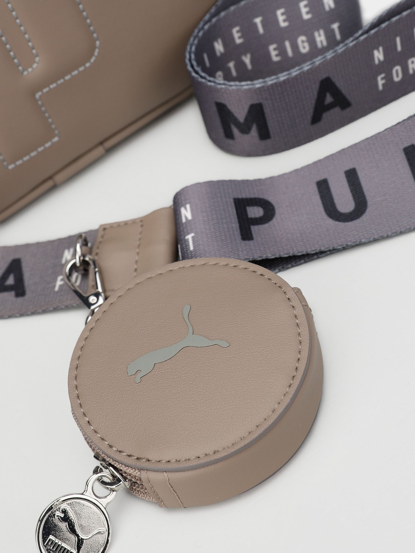 Сумки PUMA SENSE модель 07816802 Сумки PUMA SENSE модель 07816802 Фото