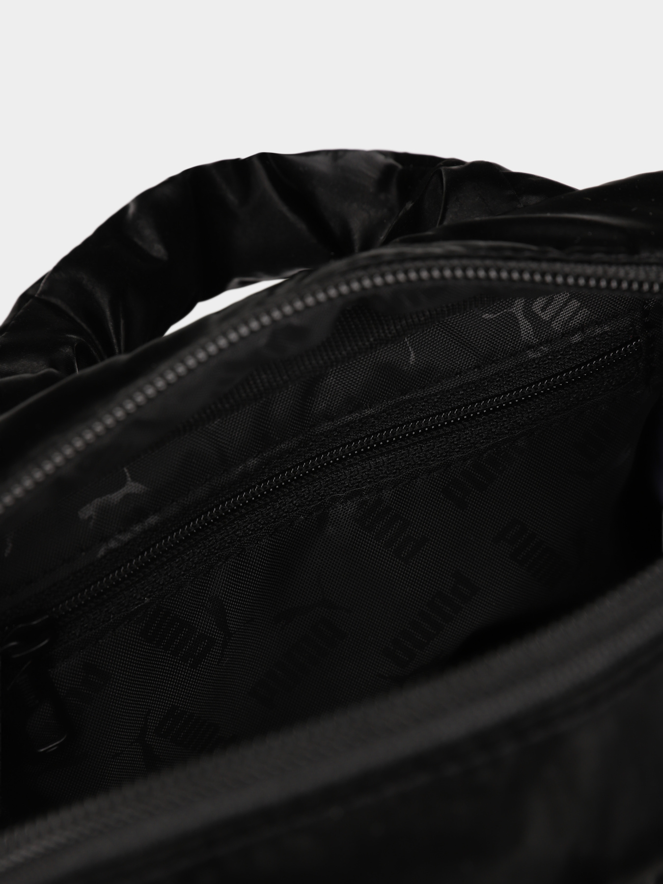 Сумки PUMA UP MINI GRIP BAG модель 09129204 Фото