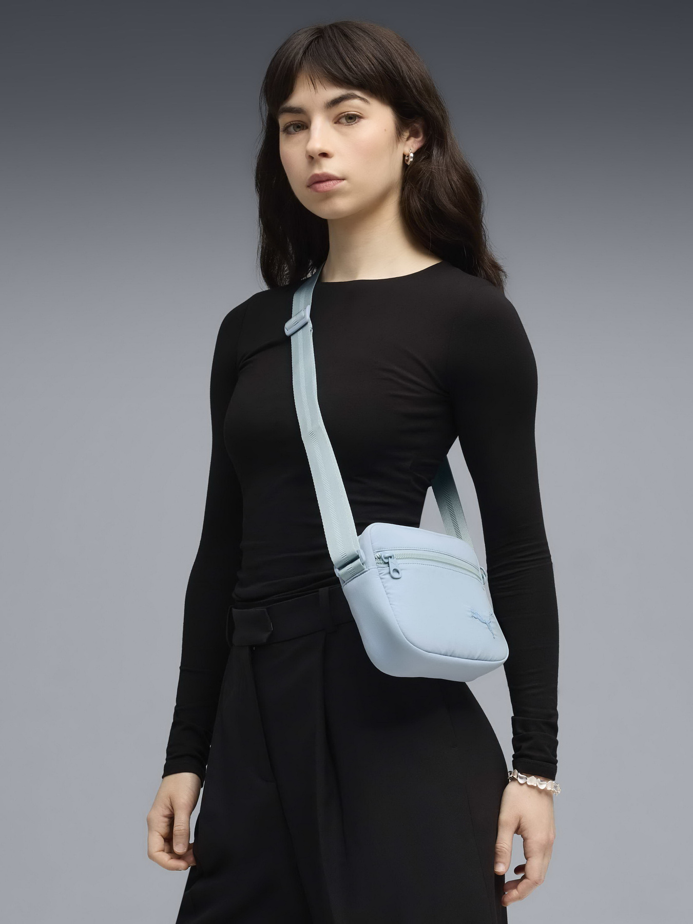 Сумки PUMA HER модель 09218405 Фото