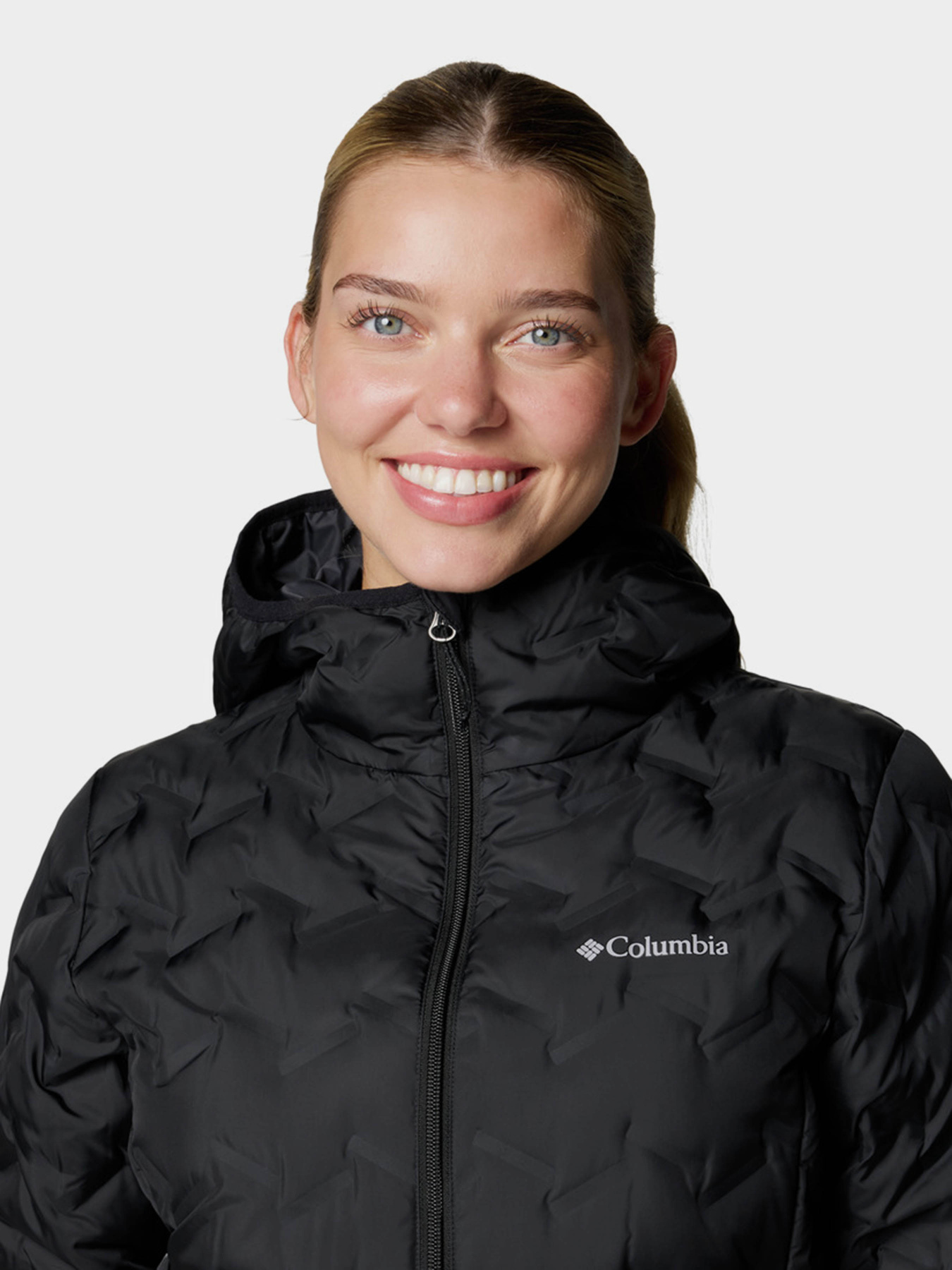 Куртки та дублянки Columbia DELTA RIDGE™ II DOWN HOODED модель 2088251-010 Фото