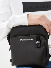 Сумки Calvin Klein Jeans модель K50K506956_BDS Фото