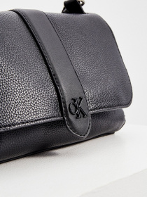 Сумки Calvin Klein Jeans модель K60K608268_BDS Фото