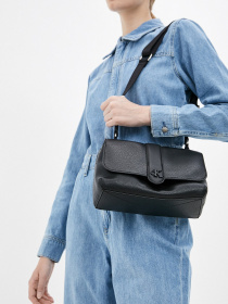 Сумки Calvin Klein Jeans модель K60K608268_BDS Фото