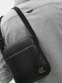 Сумки Calvin Klein Jeans модель K50K507206_BDS Фото