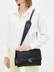 Сумки Calvin Klein Jeans модель K60K608386_BDS Фото