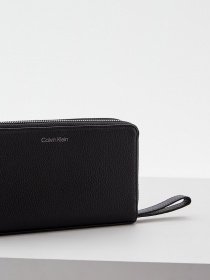 Гаманці Calvin Klein Jeans модель K50K507971_BAX Фото