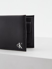 Гаманці Calvin Klein Jeans модель K50K508237_BDS Фото