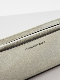 Сумки Calvin Klein Jeans модель K60K608943_01B Фото