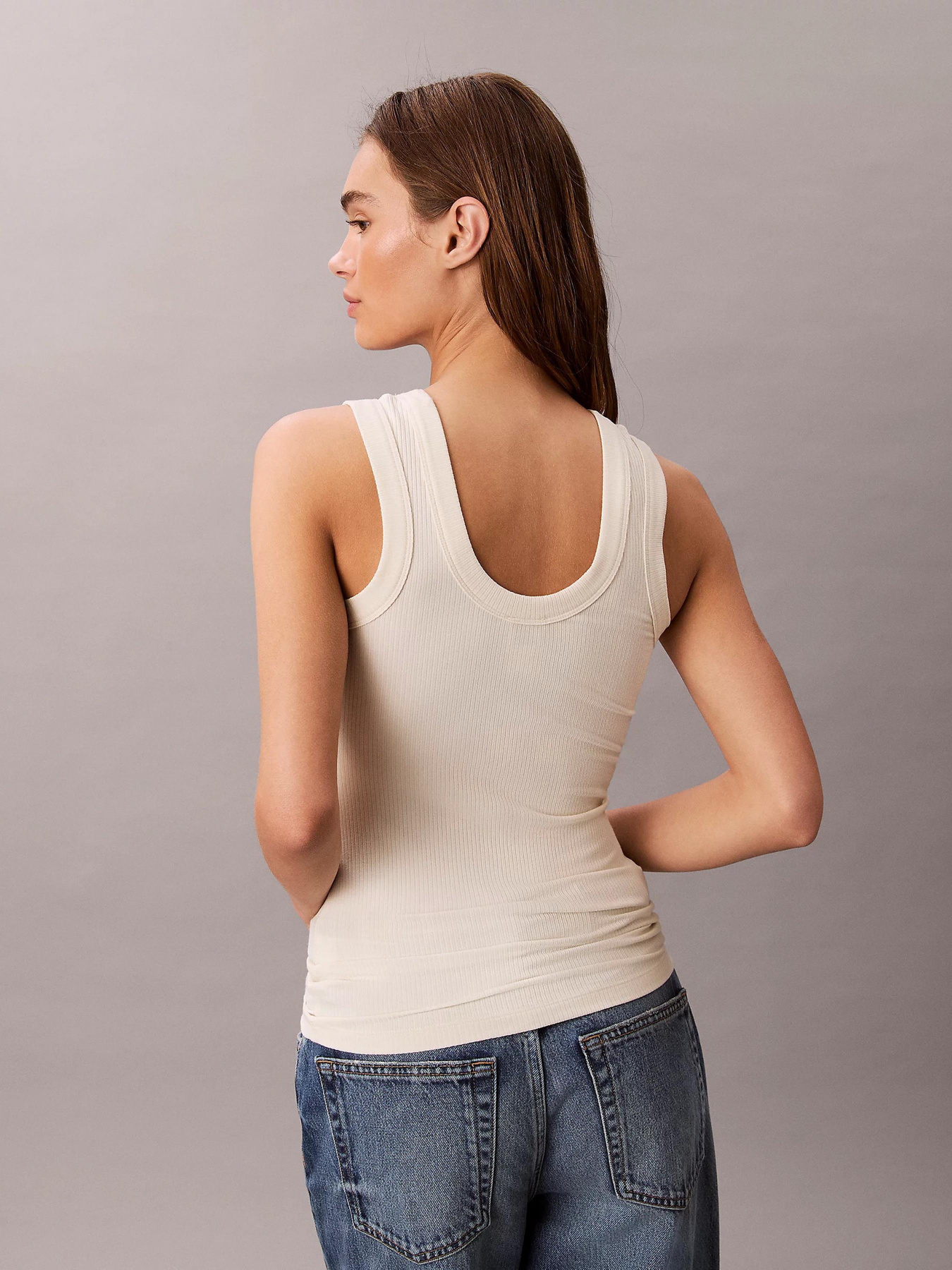 Футболки и поло Calvin Klein Jeans модель LV044C900G-PBA Футболки и поло Calvin Klein Jeans модель LV044C900G-PBA Фото