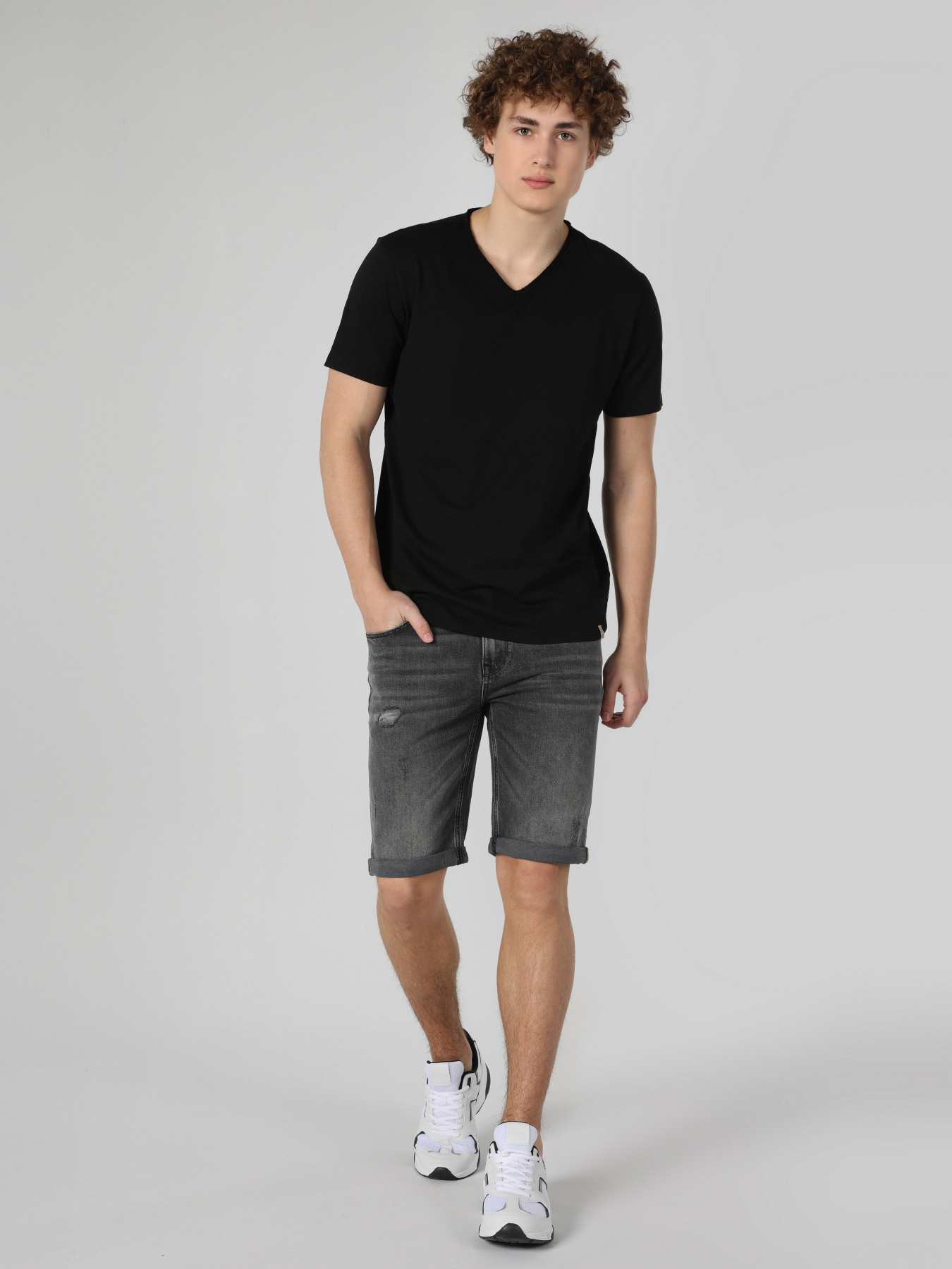 Футболки і поло Colin’s модель CL1058584BLK Футболки і поло Colin’s модель CL1058584BLK Фото