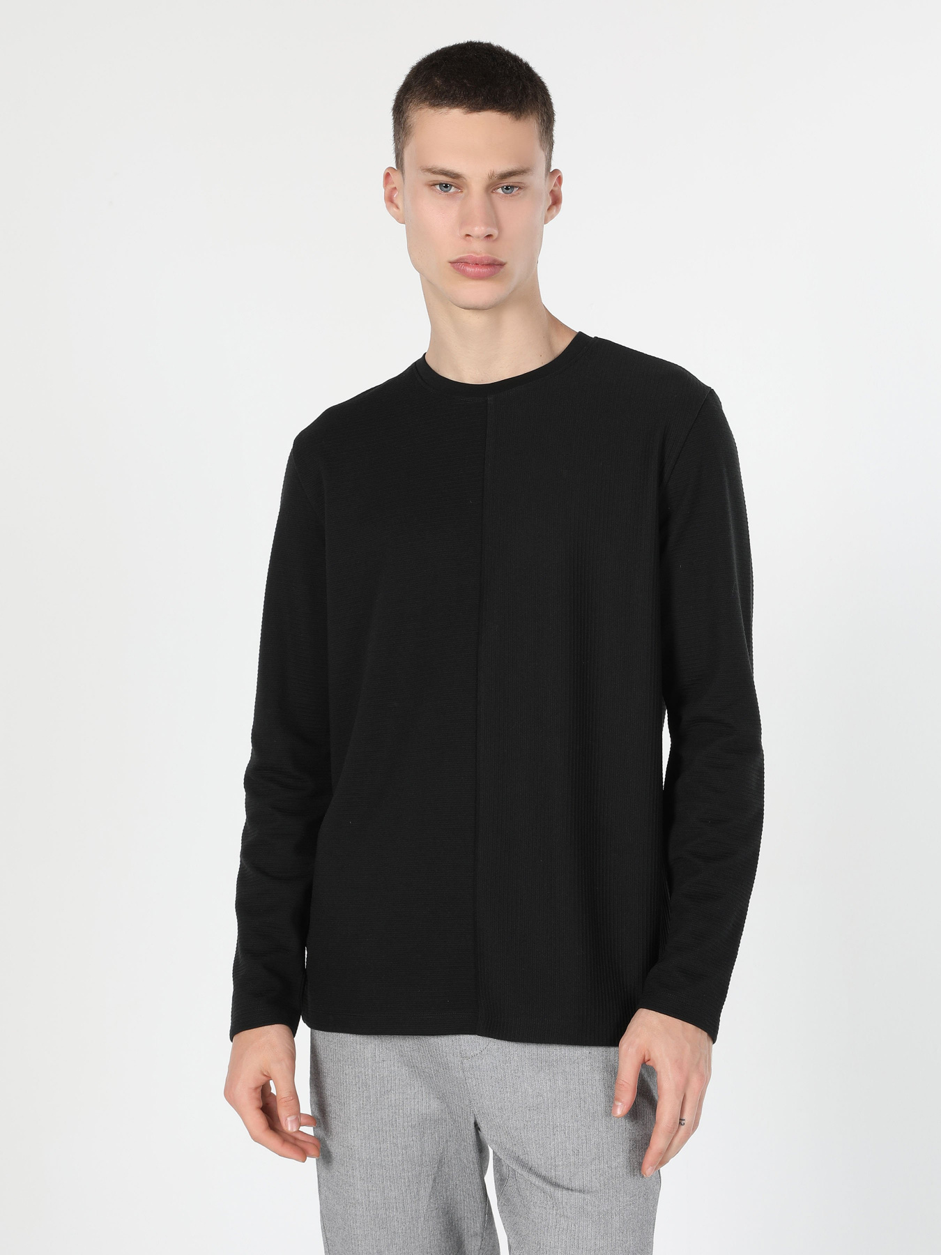 Худі та світшоти Colin’s модель CL1060211BLK Худі та світшоти Colin’s модель CL1060211BLK Фото