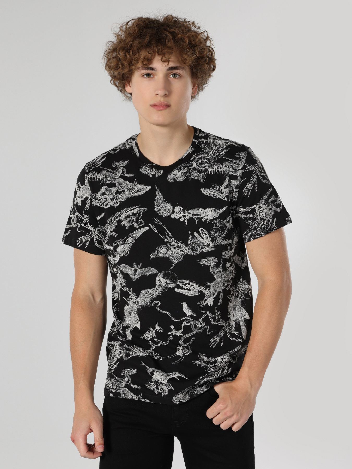 Футболки и поло Colin’s модель CL1061147BLK Футболки и поло Colin’s модель CL1061147BLK Фото