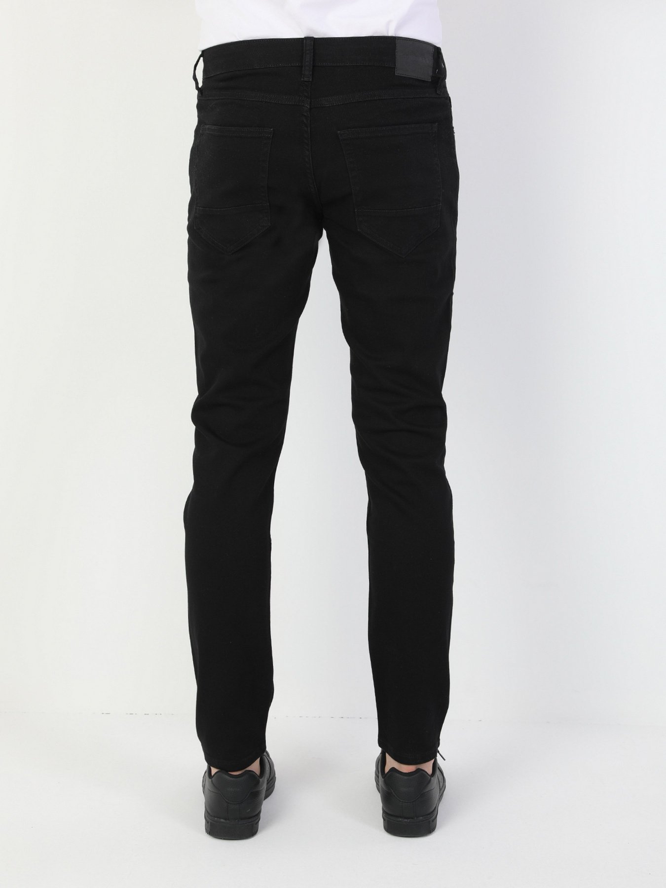 Джинсы Colin’s 044 Karl Straight модель CL1034626DN08255 Фото