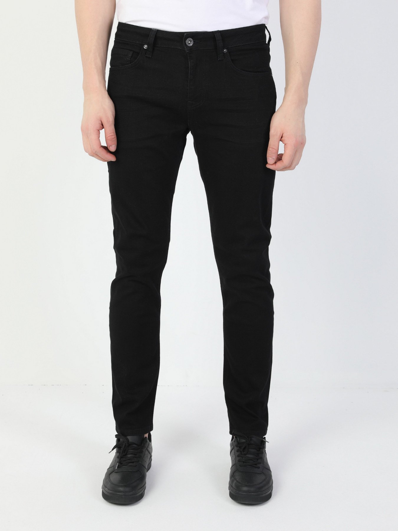 Джинсы Colin’s 044 Karl Straight модель CL1034626DN08255 Фото