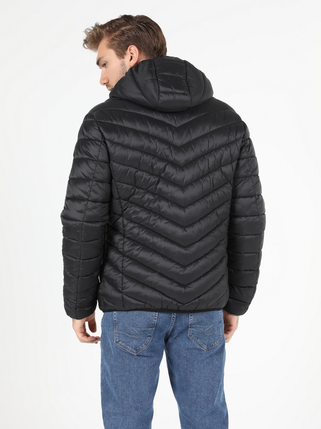 Куртки та дублянки Colin’s модель CL1021308BLK Фото