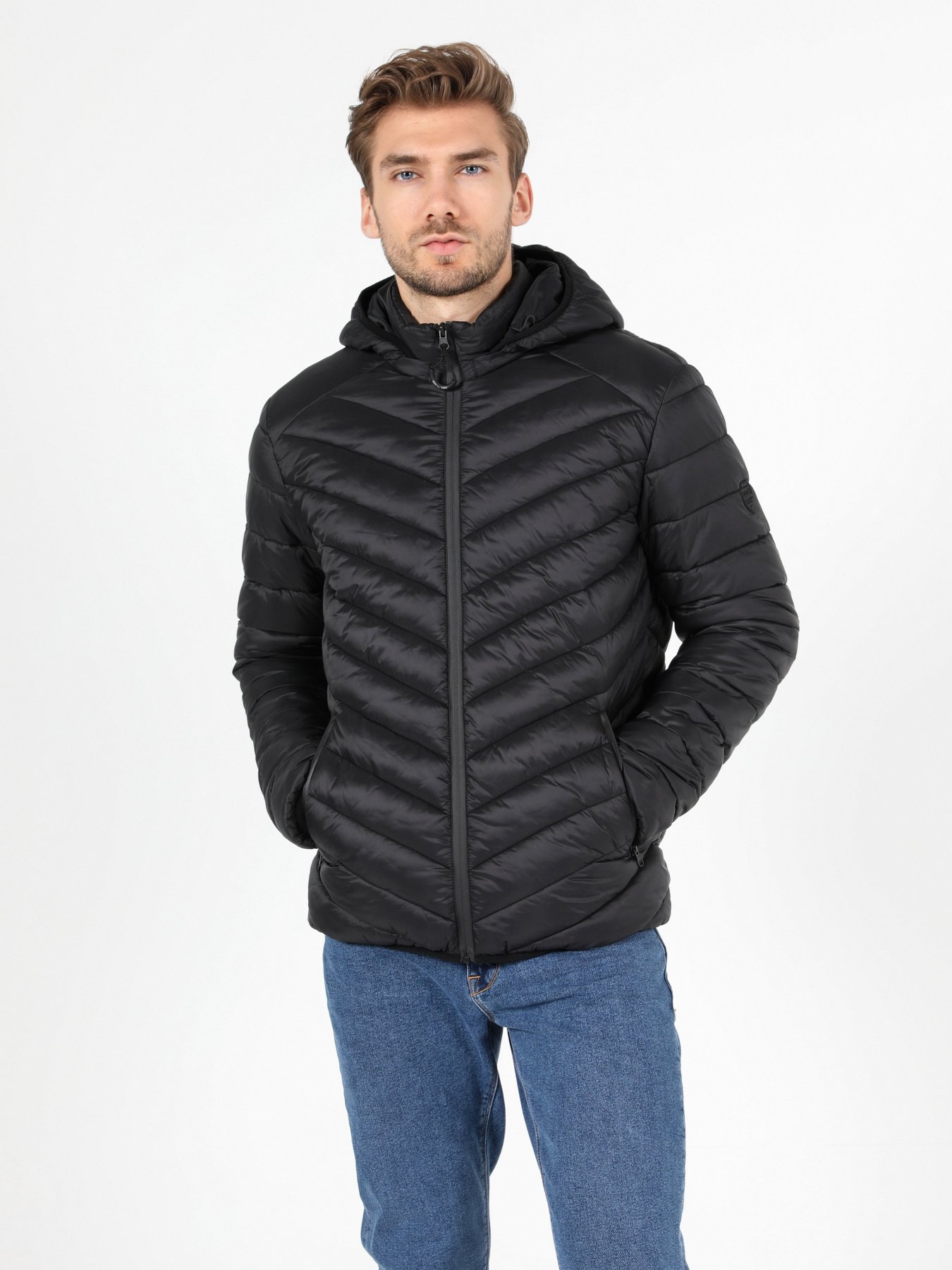 Куртки та дублянки Colin’s модель CL1021308BLK Фото